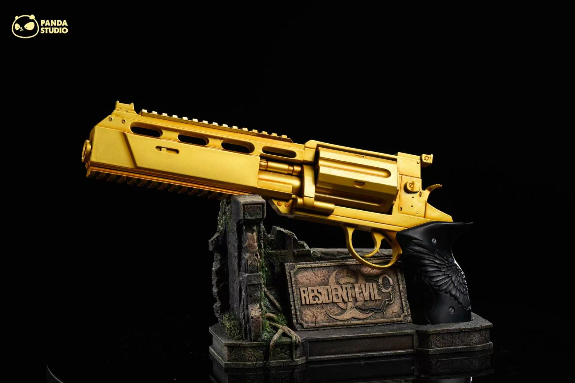 【Pre-sale】1/1 Scale Requiem and Tactical Handaxe Gold Limited Version-Resident Evil-Panda Studio