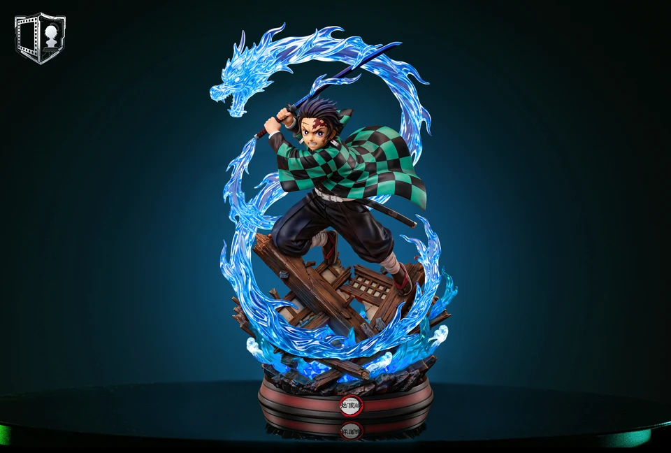 【Pre-sale】1/8 and 1/6 Scale Tanjiro Kamado with LED-Demon Slayer-YingShi Studio