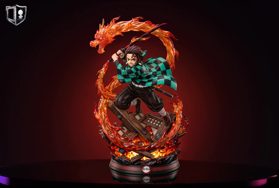 【Pre-sale】1/8 and 1/6 Scale Tanjiro Kamado with LED-Demon Slayer-YingShi Studio