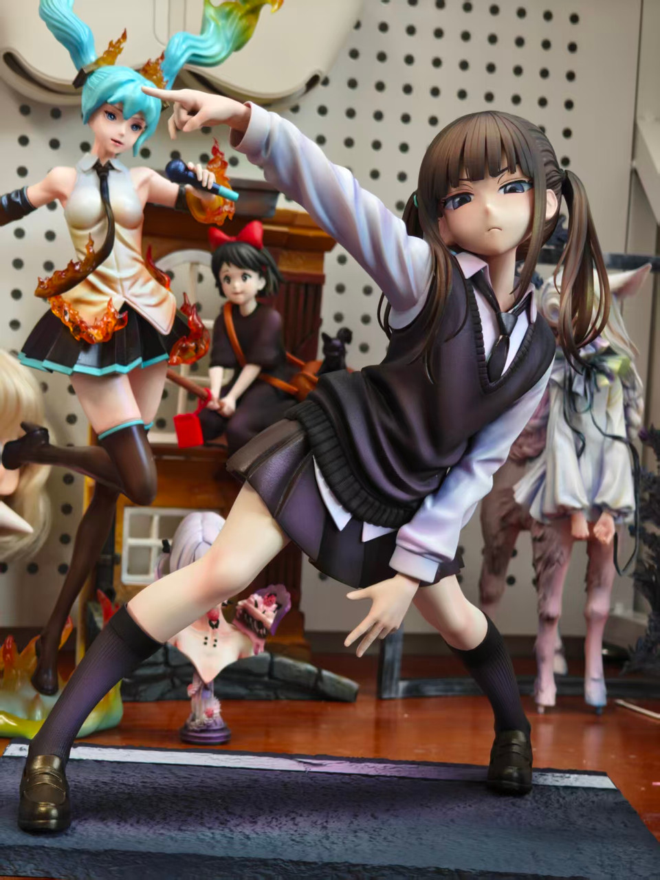 【Pre-sale】1/6 Scale Twin-tailed Girl Hoshino-san-QAQ Studio