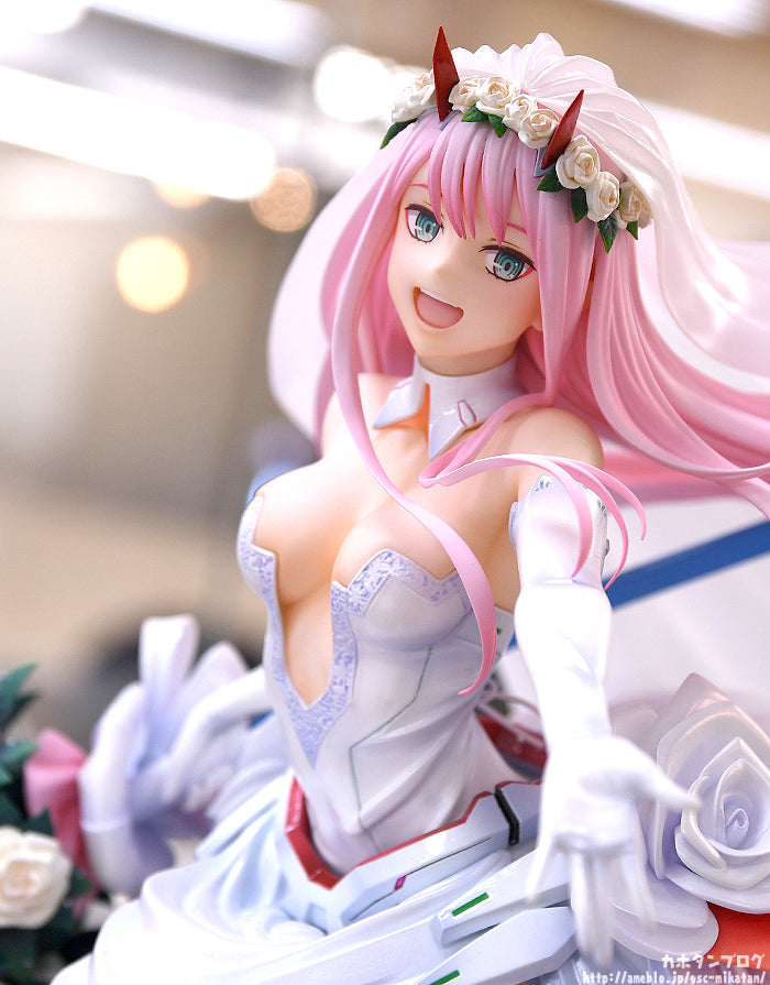 【In stock】 1/7 Scale Luxury Ver. Zero Two-Darling in the Franxx-Good Smile Company