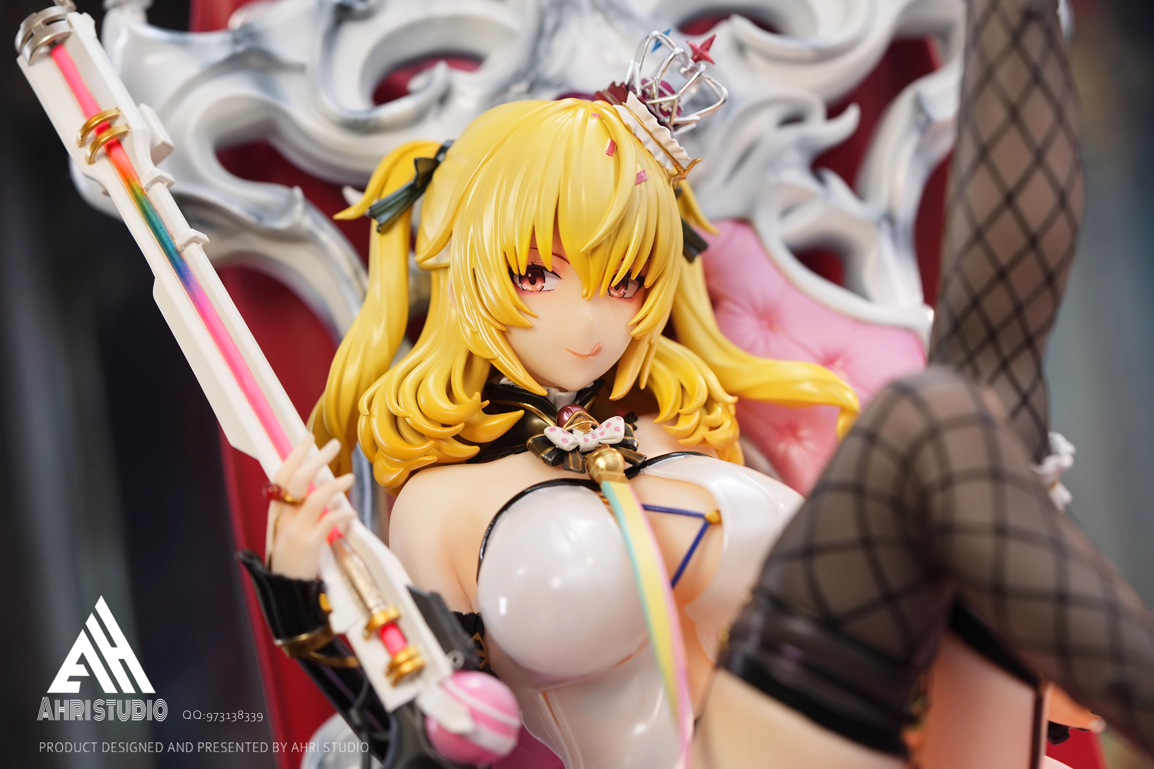 【Pre-sale】1/5 Scale Fenny Golden-Snowbreak: Containment Zone-Ahri Studio