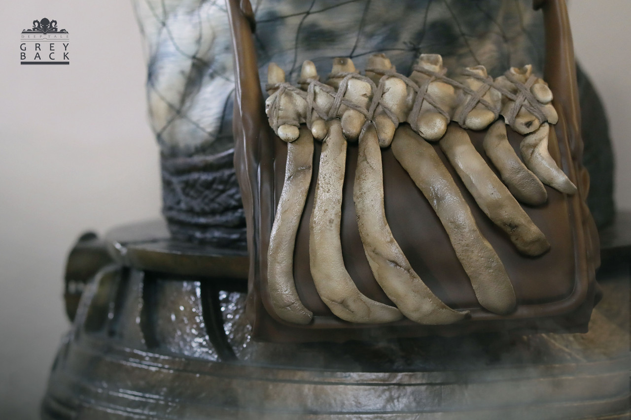 【Pre-sale】Predator Series Masterpiece Greyback Predator with LED-Deep Tale Studio