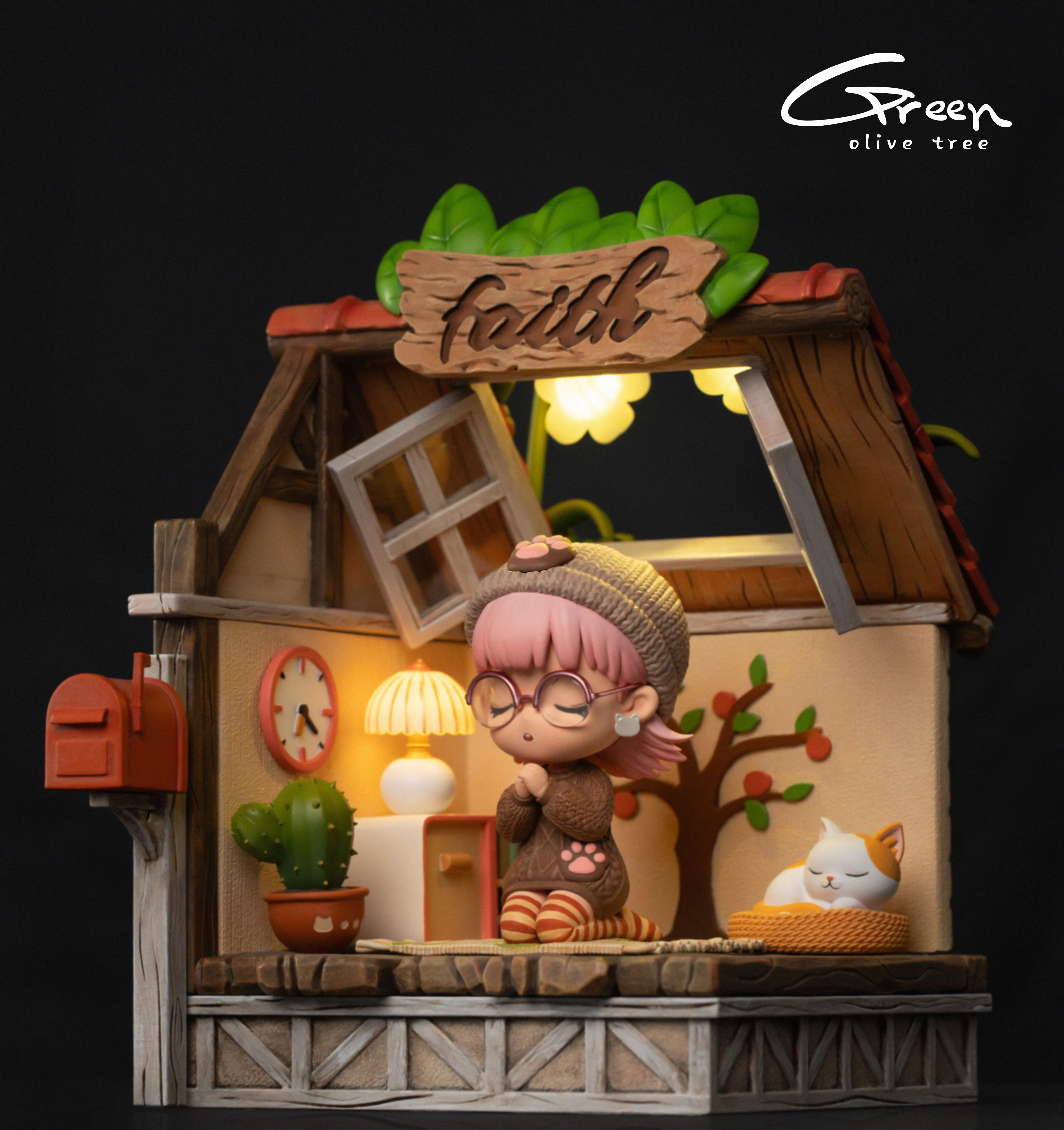 【Pre-sale】Praying Phoebe-Green Olive Tree Studio