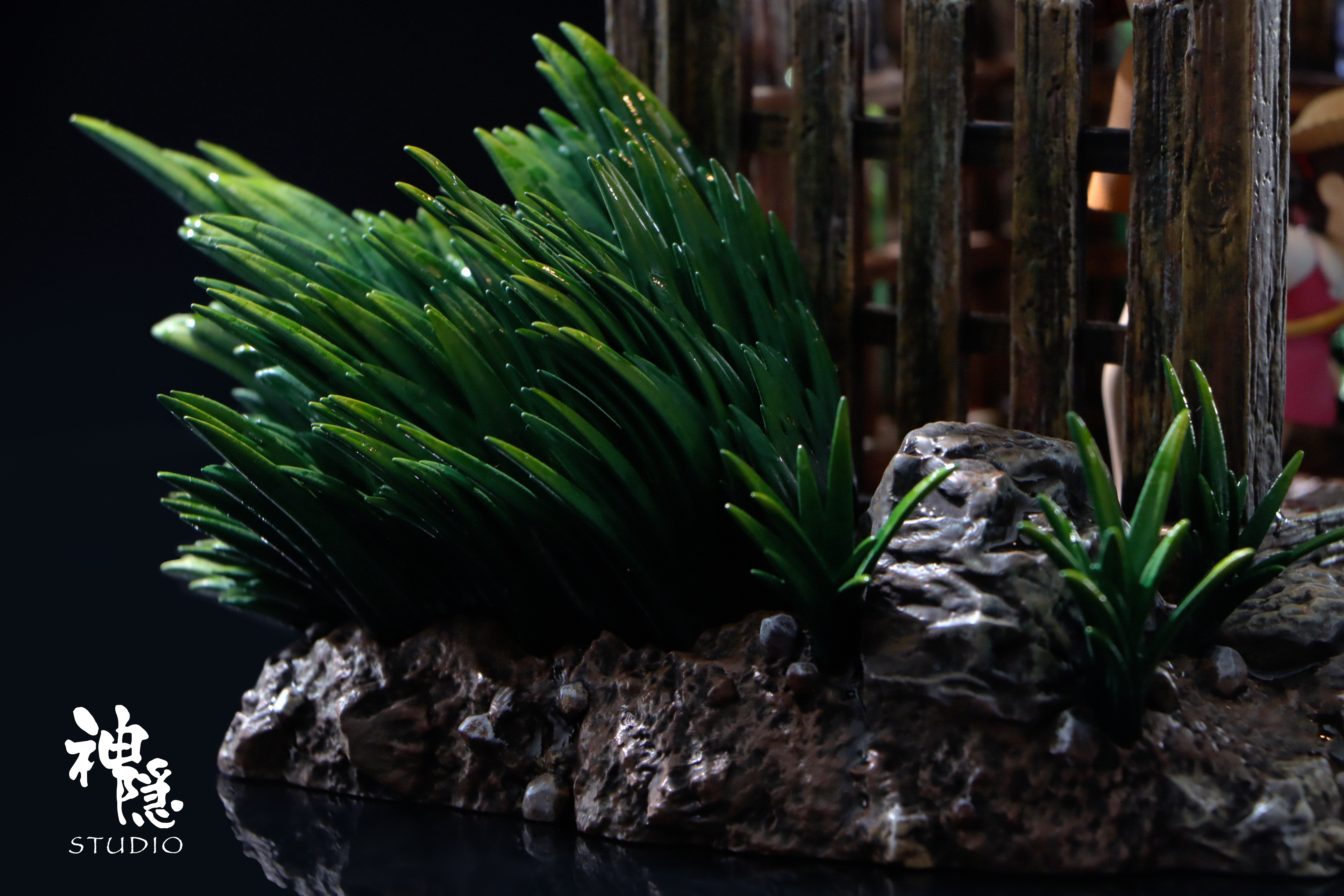 【Pre-sale】Totoro Tenderness in the Rain with LED-ShenYin Studio