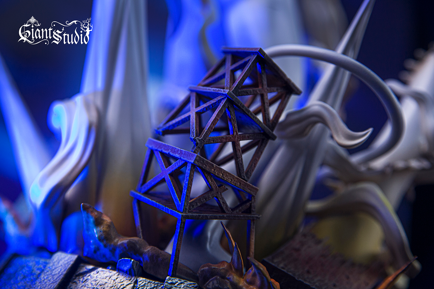 【In stock】The War Hammer Titan-Attack on Titan-Giant Studio