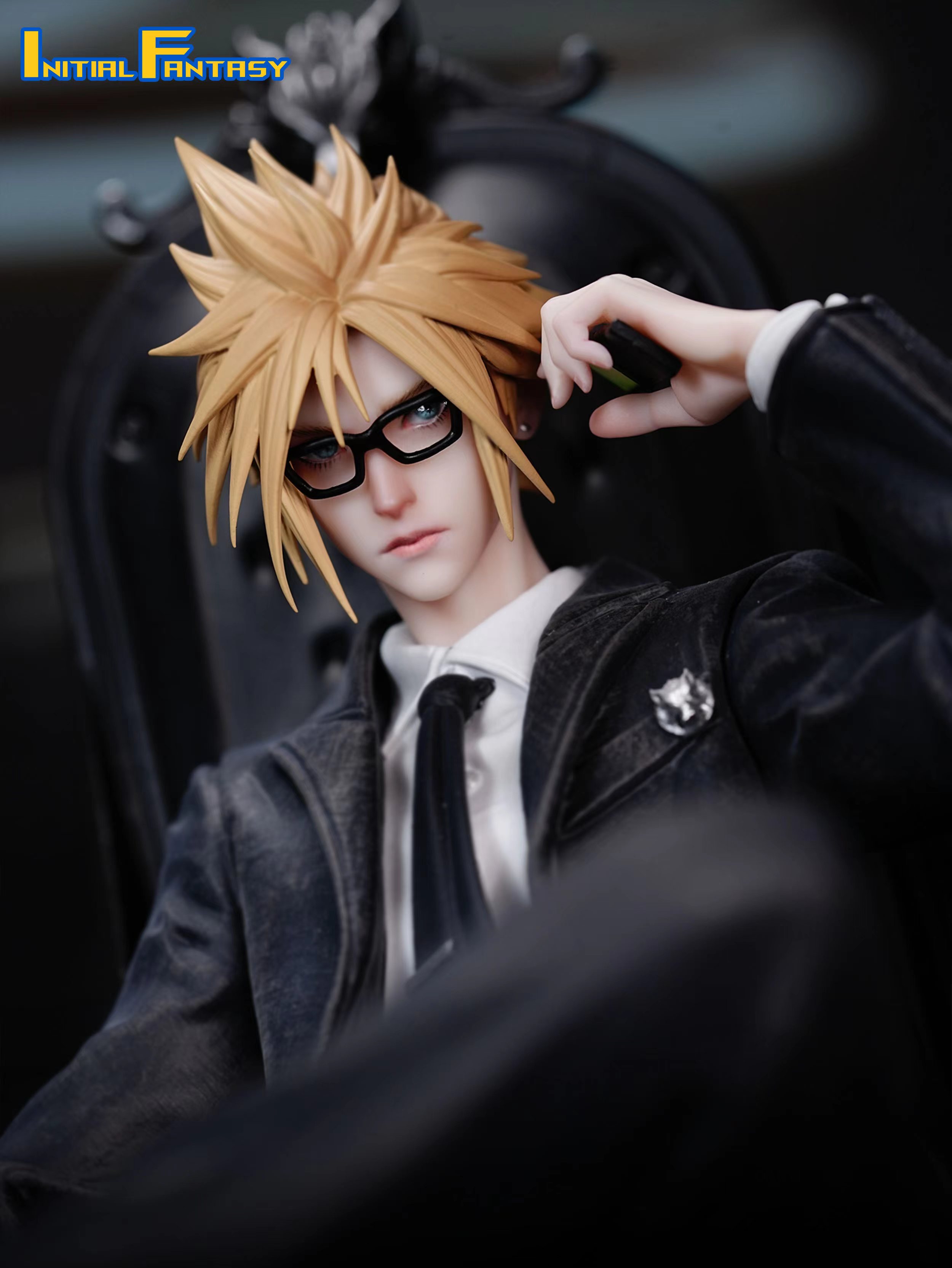 【Sold out】1/6 Scale Business Suit Thugs Cloud-Final Fantasy 7-Initial Fantasy Studio