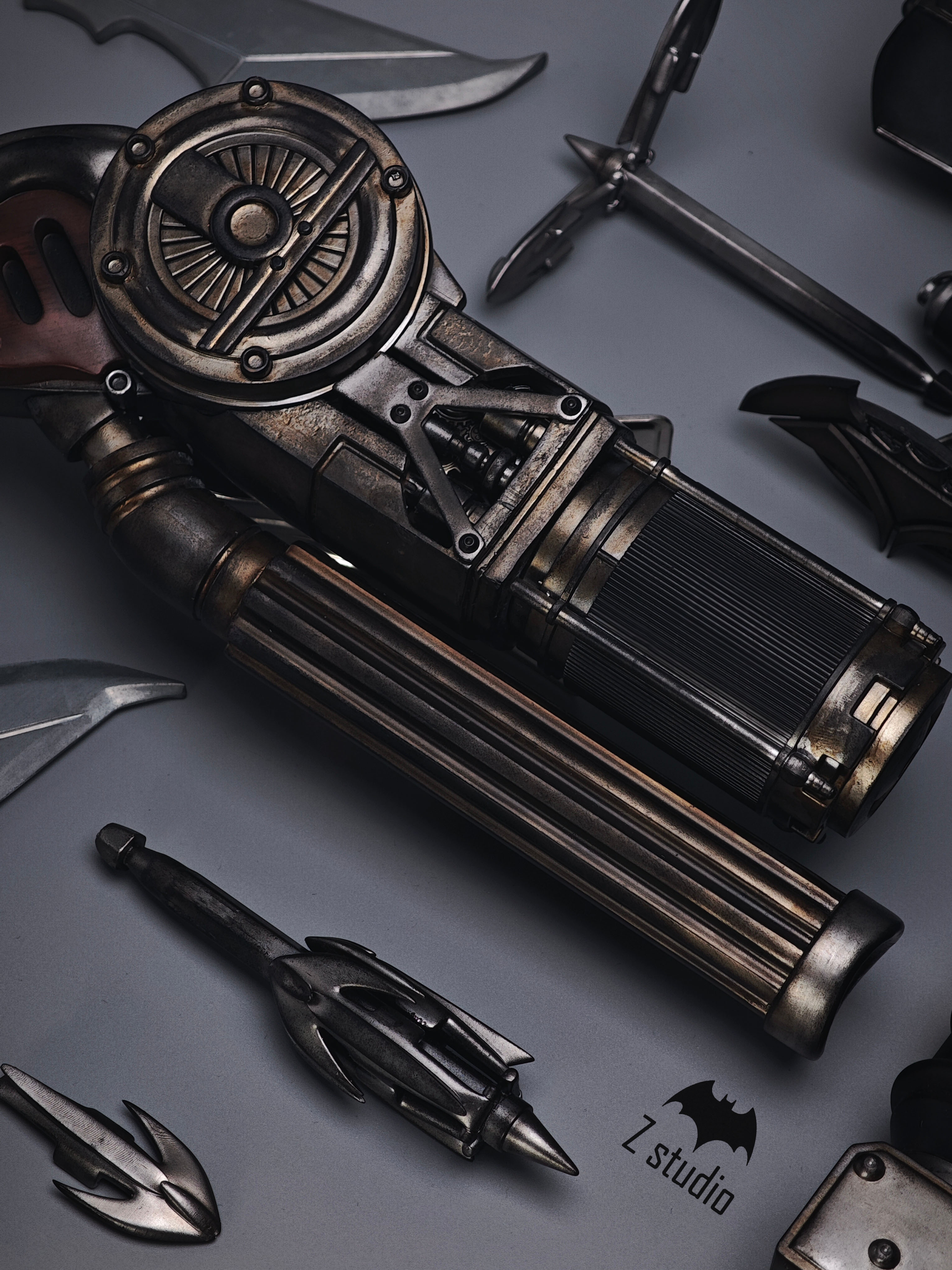 【Pre-sale】1/1 Scale First Series (Ben Affleck Edition) Cinematic Grade Batman Weapon Replica Collection–Other series-Z Studio