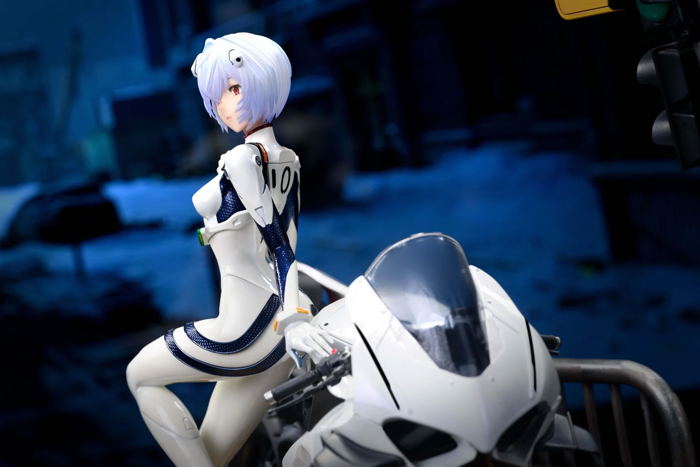 【Pre-sale】1/6 Scale Riding Motorcycle Rei Ayanami-KOL brother Studios