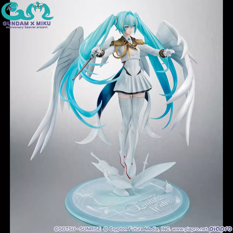【Pre-sale】1/7 ScaleMiku-Vocaloid-MegaHouse X Lucrea Studio